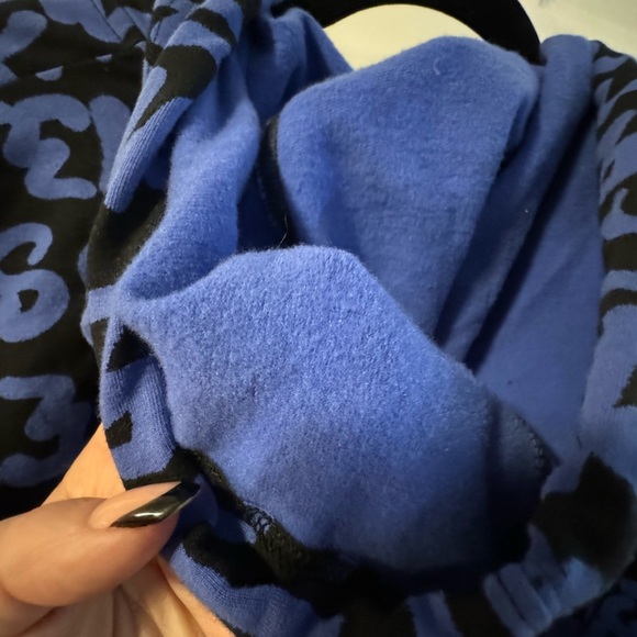 FOREVER SAVAGE HOODED ONESIE Forever Savage x Fenty XL / Men’s Med Unisex EUC - Picture 14 of 14